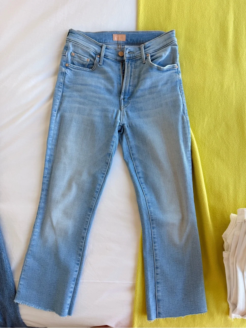 MOTHER Jeans Insider Step Crop Fray Sz. 26 - Light wash - Picture 3 of 7